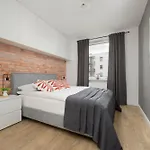 Industrial With Parking Wola By Renters