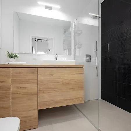 Industrial With Parking Wola By Renters * Warszawa