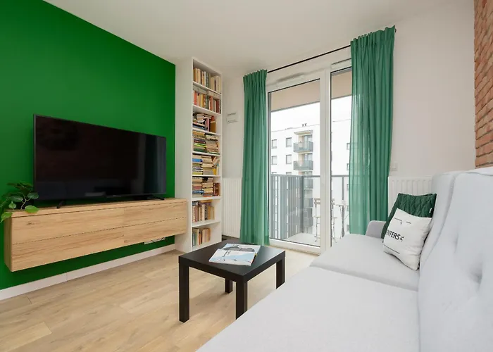 Industrial With Parking Wola By Renters *