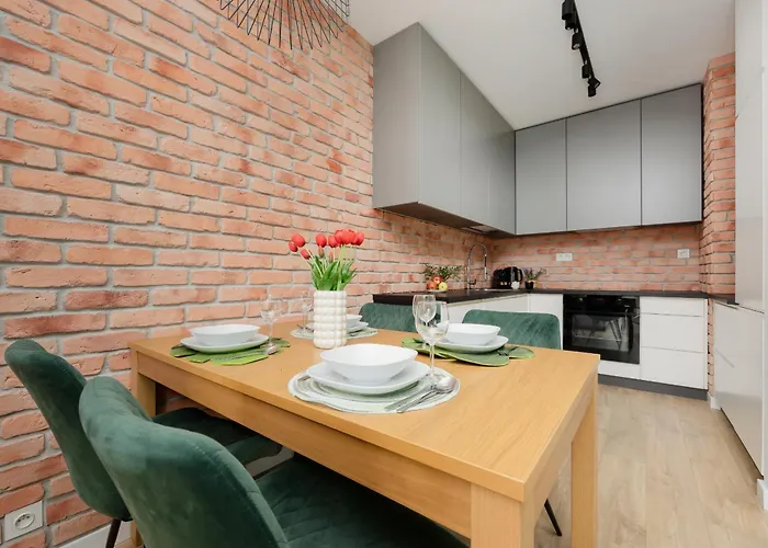 Industrial With Parking Wola By Renters وارسو