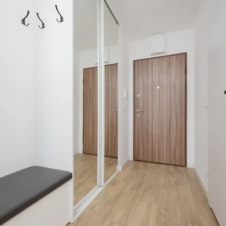 Apartamento Industrial With Parking Wola By Renters Varsovia